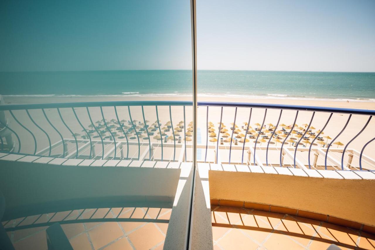 Hotel Playa Victoria Cádiz Exterior photo